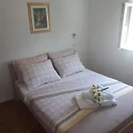 Ante-gojko Apartamento Grebaštica
