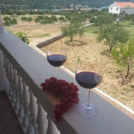 Apartment Ante-gojko Grebastica