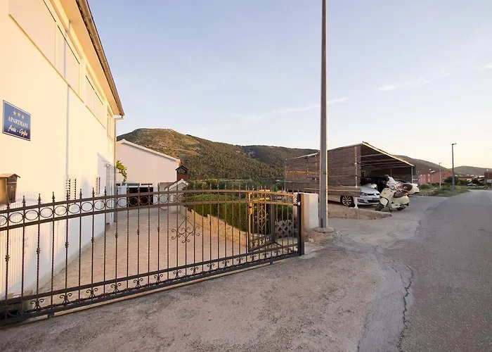 Ante-gojko Grebaštica